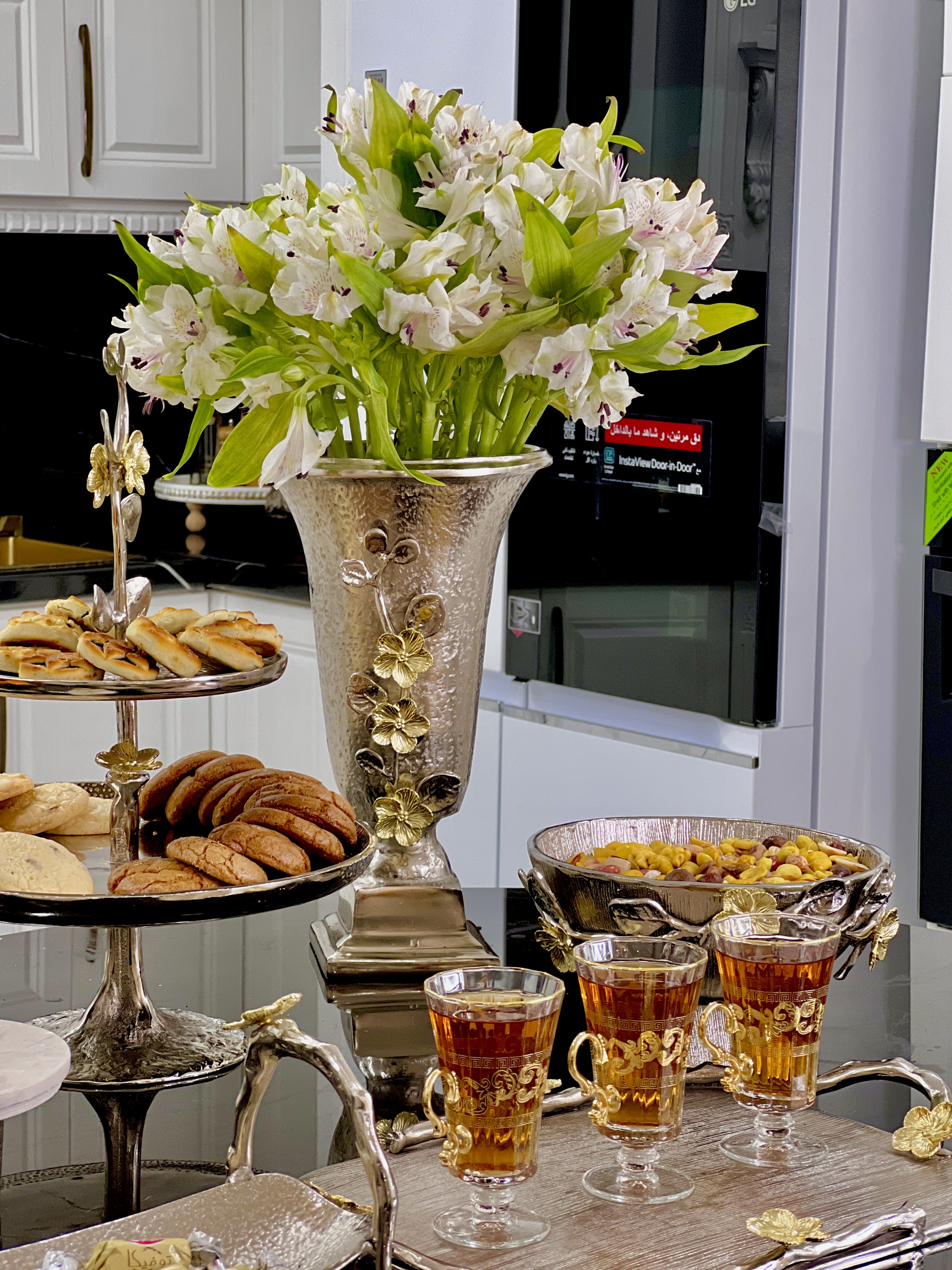 گلدان شقايق